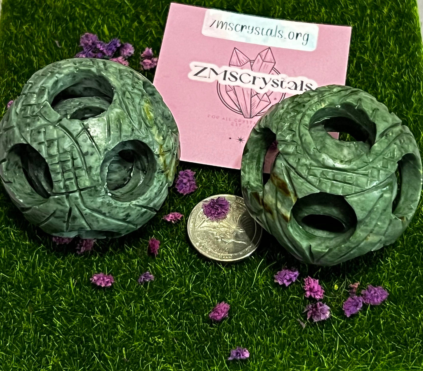 Green Jade Exquisite Ball