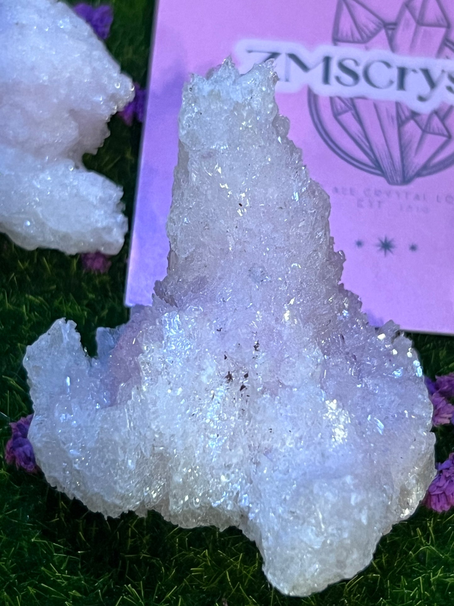 Raw lavender selenite